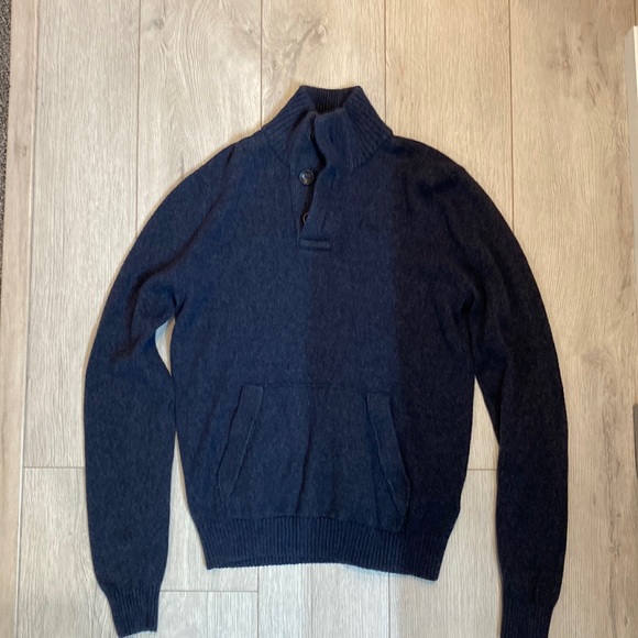 Abercrombie & Fitch Other - Abercrombie and Fitch sweater, LG